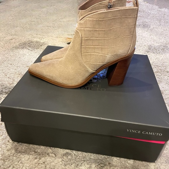 Vince Camuto Shoes - Vince Camuto x Almost Ready Winndie Heeled Boots in Truffle Taupe in box